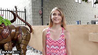 Petite teen Hannah Hays cheats on bf in public