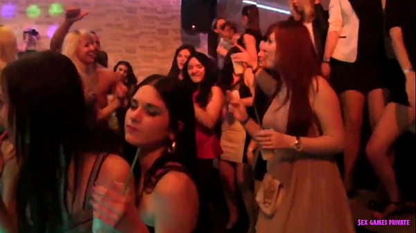 Eager girls on disco sex party   vol.4