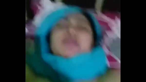 Hijabi wife fucking